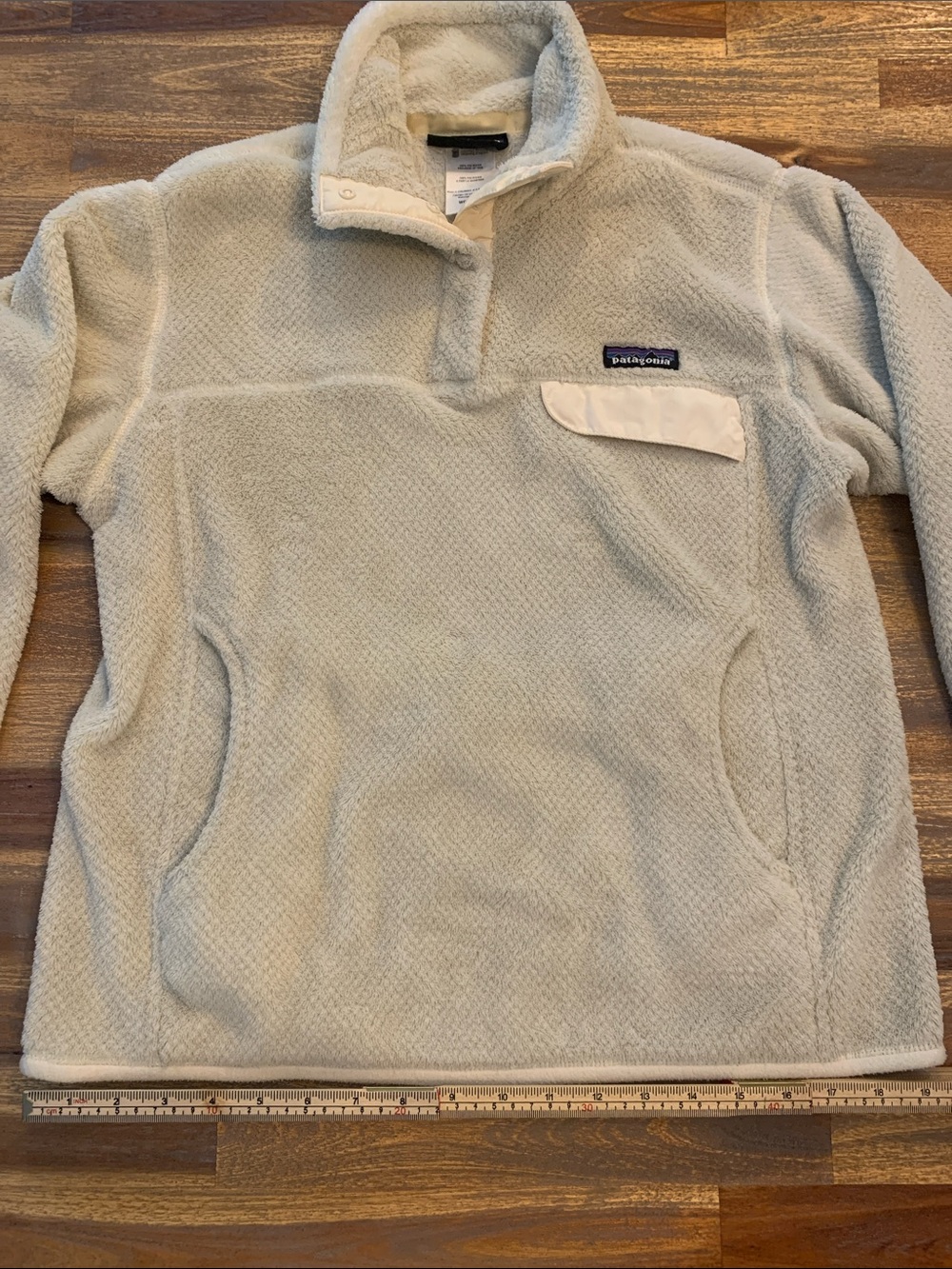 Patagonia snap fleece. Women’s medium. - Picture 6 of 12